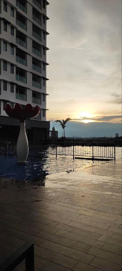 Sari Homestay Vista Bangi With Wi-Fi And Netflix Eksteriør billede
