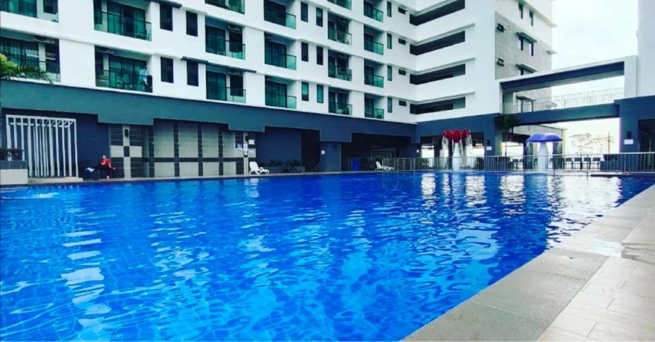 Sari Homestay Vista Bangi With Wi-Fi And Netflix Eksteriør billede