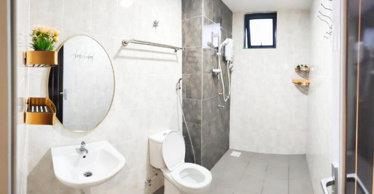 Sari Homestay Vista Bangi With Wi-Fi And Netflix Eksteriør billede